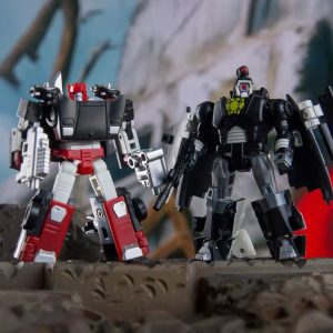 トミーパークストア - 収集可能な変形ロボットフィギュア