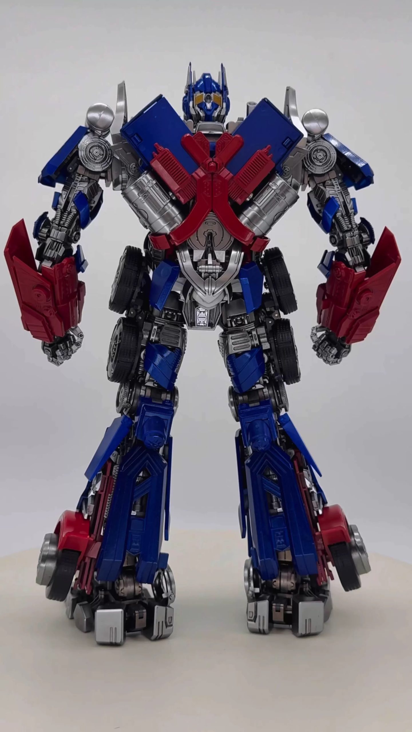 予約】壮大なメカ MM-02A MM02A オプティマスプライム 予約】壮大なメカ MM-02A MM02A オプティマスプライム