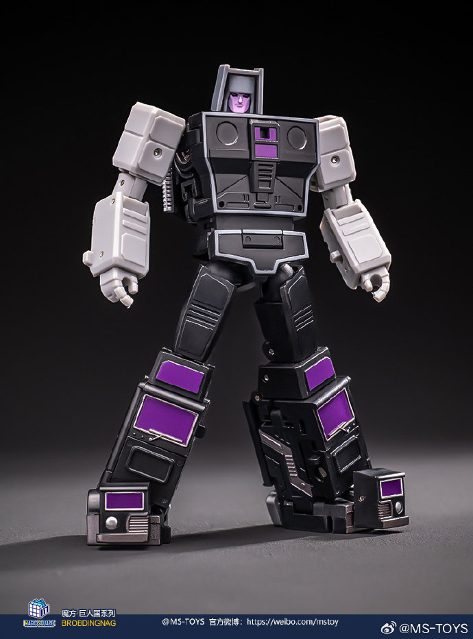 トミーパークストア - 収集可能な変形ロボットフィギュア