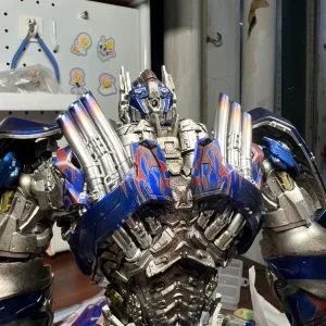 トミーパークストア - 収集可能な変形ロボットフィギュア